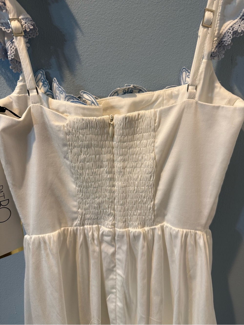Pat Bo Flutter Poplin White Mini Dress with Light Blue Lace Trim Sz 4 nwt - Picture 9 of 9